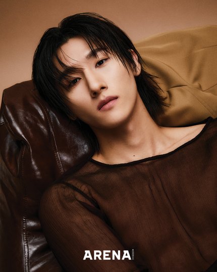 Monsta X's I.M, affection for Monbebe.. 'I'll become someone you can be proud of'. 

MONSTA X's I.M., who justreleased his digital single 'Slowly' on Jan. 23, is featured in the February issue of 'Arena Homme Plus.' The pictorial, in line with the mood of the new song as a lonely