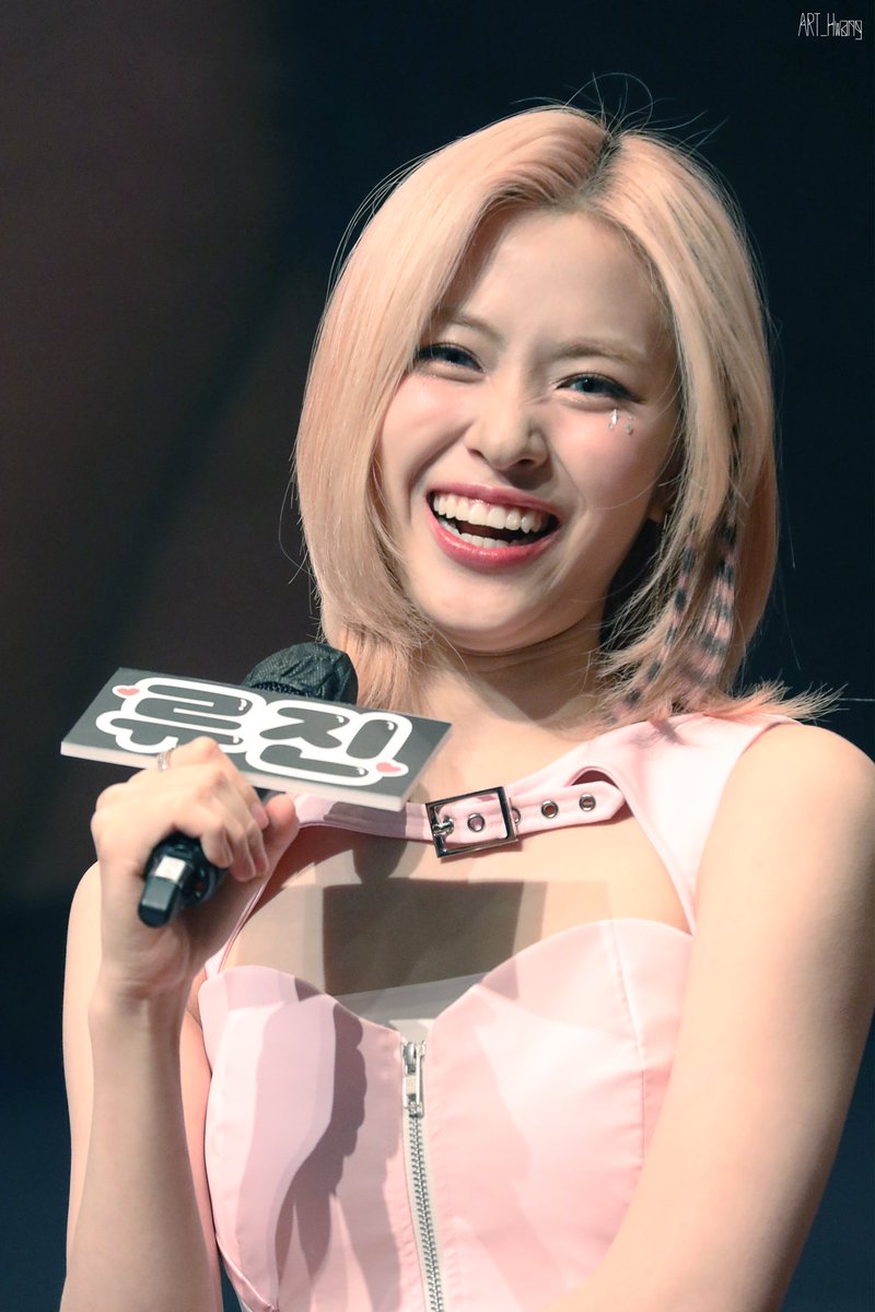 _ryu_all_in_us_'s tweet image. 🏷new tag
 
リュジンちゃんが好きなおるぺんです
(最近コンイルズが来てます😇)

03 / Osaka

皆さん仲良くしてください🙌
♡or ↺でお迎えにいきます
#ITZY #MIDZY #RYUJIN #MIDZYと繋がりたい