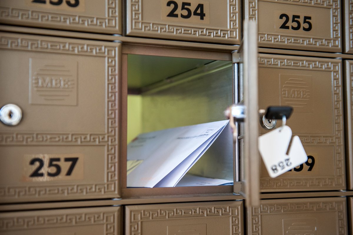mbealdgate's tweet photo. Say goodbye to missed deliveries and tedious postal runs by renting a Mailbox - Find out more and order yours:

https://t.co/0rJKpIHKYE

#peoplepossible https://t.co/PapAkoRaRF