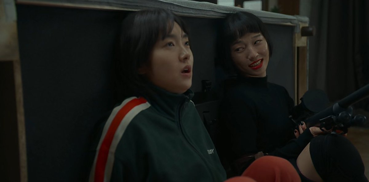 — 킬러들의 쇼핑몰 a shop for killers (2024), ep 3 : the strong don't howl