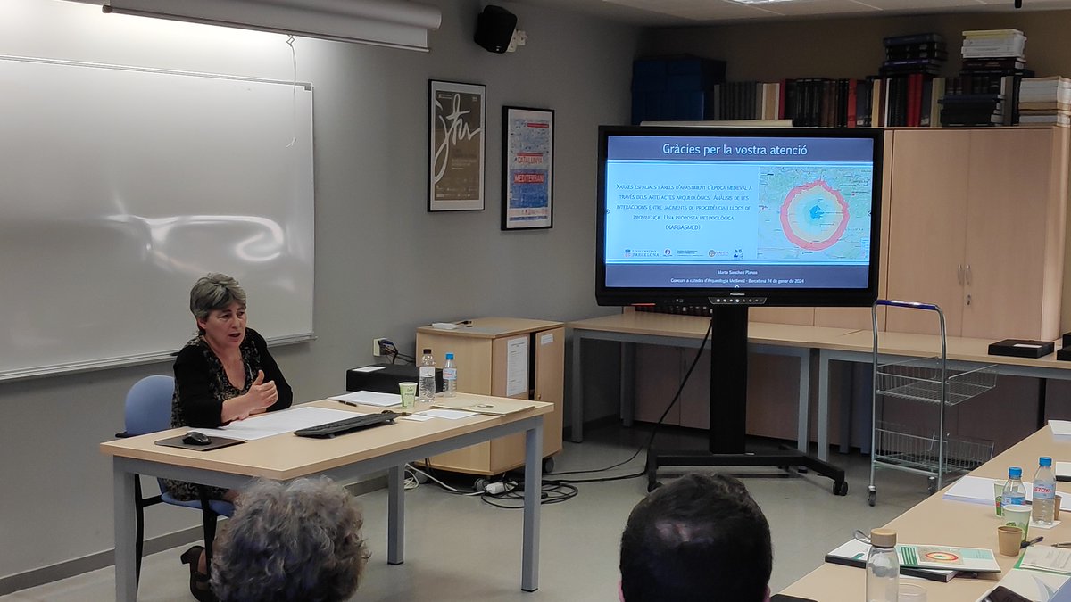 MAHPA (@mahpa_ub) on Twitter photo És un dia especial per a MAHPA! Celebrem el concurs de Càtedra de la Dra. Marta Sancho, una admirable companya que ens inspira amb la seva passió per la investigació, l’arqueologia i la docència. Aplaudim els èxits, la dedicació i talent de @MSanchoPlanas!
<a href="/GH_UB/">Facultat de Geografia i Història UB</a> <a href="/UniBarcelona/">Universitat de Barcelona</a> És un dia especial per a MAHPA! Celebrem el concurs de Càtedra de la Dra. Marta Sancho, una admirable companya que ens inspira amb la seva passió per la investigació, l’arqueologia i la docència. Aplaudim els èxits, la dedicació i talent de @MSanchoPlanas!
<a href="/GH_UB/">Facultat de Geografia i Història UB</a> <a href="/UniBarcelona/">Universitat de Barcelona</a>