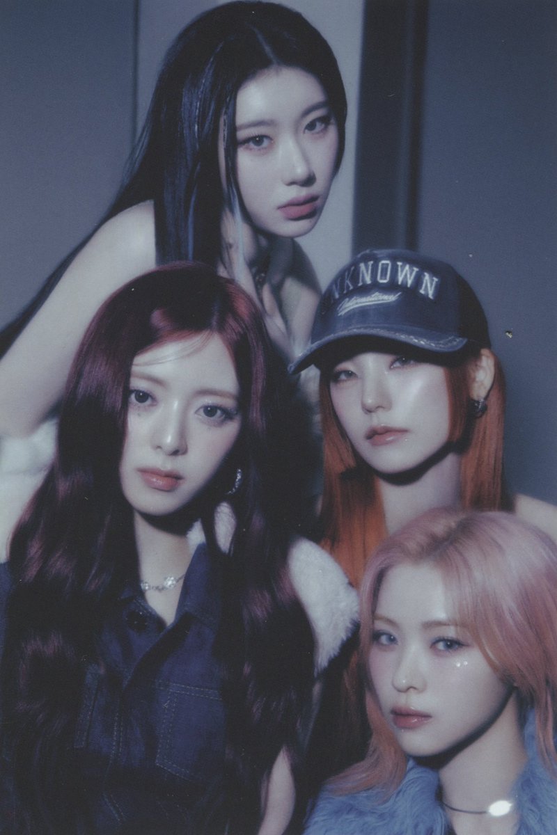 THE VISUAL GROUP THAT YOU ARE ITZY