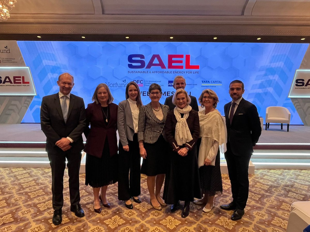 NorwayAmbIndia's tweet photo. Happy to receive @norfund board of directors to 🇮🇳, where the 🇳🇴 Investment Fund has invested in renewables sector to contribute to 🇮🇳 ambitious green goals 🌍. 

Investments now over 286 million USD including 50 million USD investment in SAEL announced during this visit. https://t.co/ihPZv64fM3