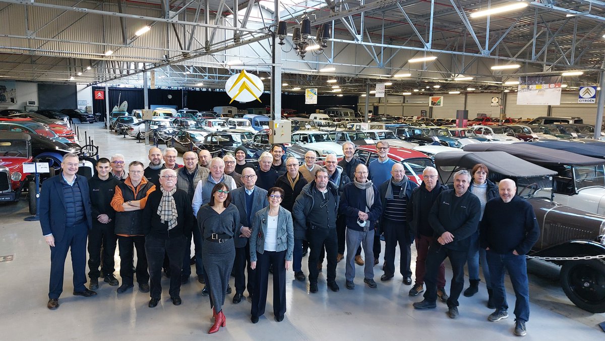 Salariés et bénévoles de L'Aventure Peugeot Citroën DS vous remercient pour votre soutien et vous souhaitent une belle année 2024 ! 🚗
Suivez nos actus sur L'<a href="/AventurePeugeot/">L'Aventure Peugeot</a> L'Aventure Citroën <a href="/CitroenHeritage/">L’Aventure Citroën</a> et L'Aventure DS Automobiles <a href="/DS_Heritage/">L’Aventure DS Automobiles</a> 
▶️laventure-association.com