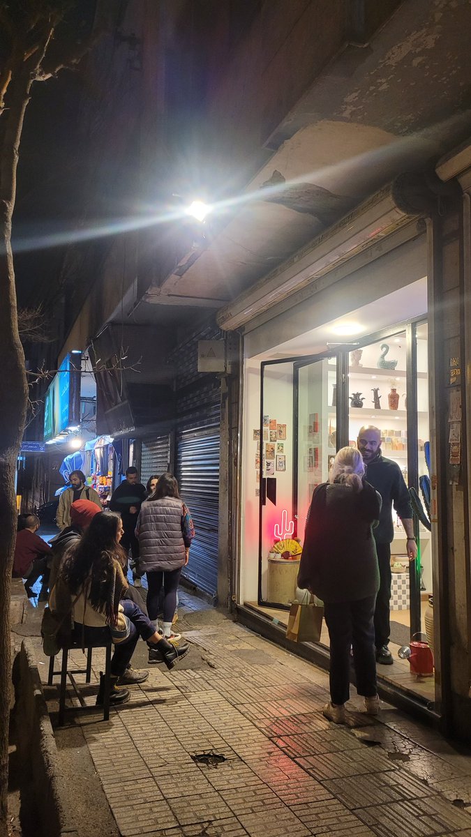 بوسه‌ی توکیو 🧧
امروز همان استور منتظرتونم. 
<a href="/HamaanStore/">Hamaan.store</a>