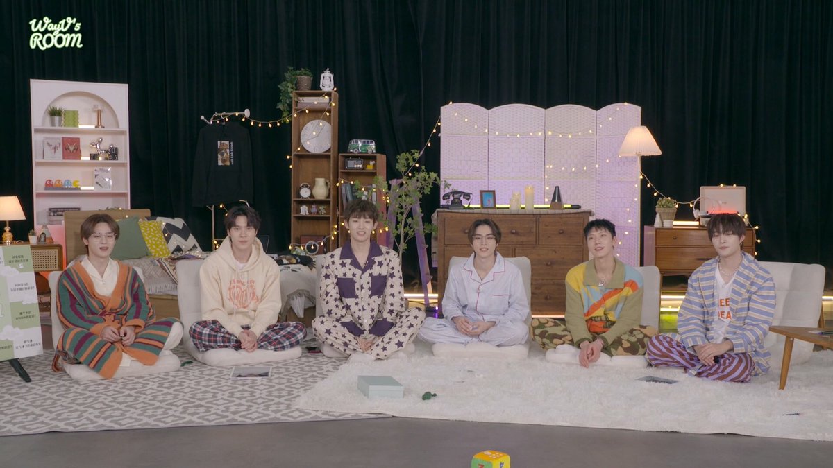 WayV_official's tweet photo. [Replay] WayV’5 ROOM : WayV 5th Debut Anniversary

https://t.co/SotcxjHRpJ

#WayV #威神V https://t.co/689tWHWly8