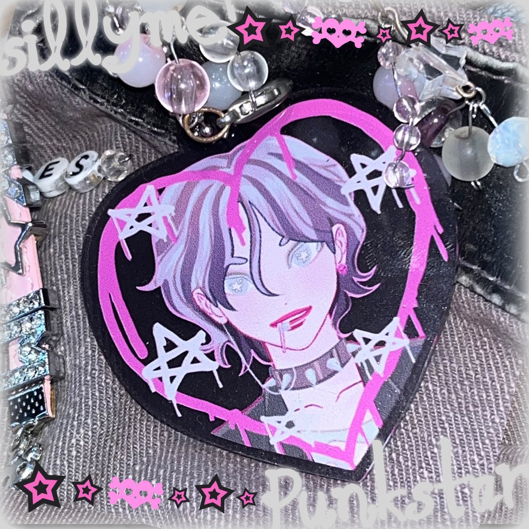 vee ★ (@toloveblue) on Twitter photo 