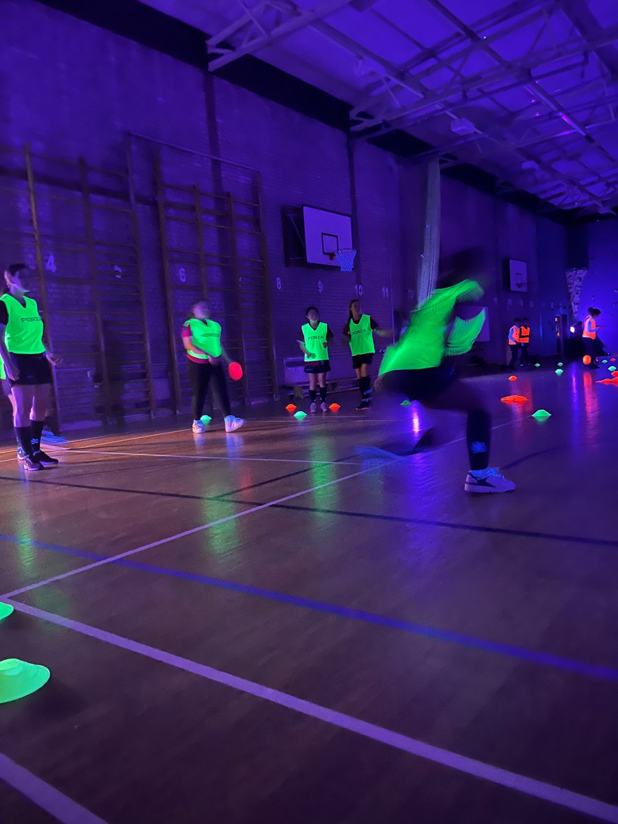 Last night saw our Y8 Dodgeball teams taking on the other Ribble Schools in the <a href="/HRVSSP/">HRVSSP</a> Glow Dodgeball festival at <a href="/ribbweb/">Ribblesdale School</a> - our girls were fantastic and the boys won the Honesty award. Very proud of these guys and a great event 🥇😊