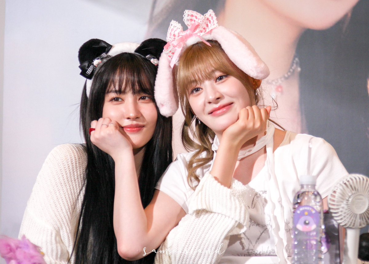 sana_bubble's tweet photo. 240121
-
Hong Kong Fansign
-
#스테이씨 #세은 #윤세은 #stayc #seeun #yoon #staycyoon #staycseeun #kpop https://t.co/uoPvzuK31c