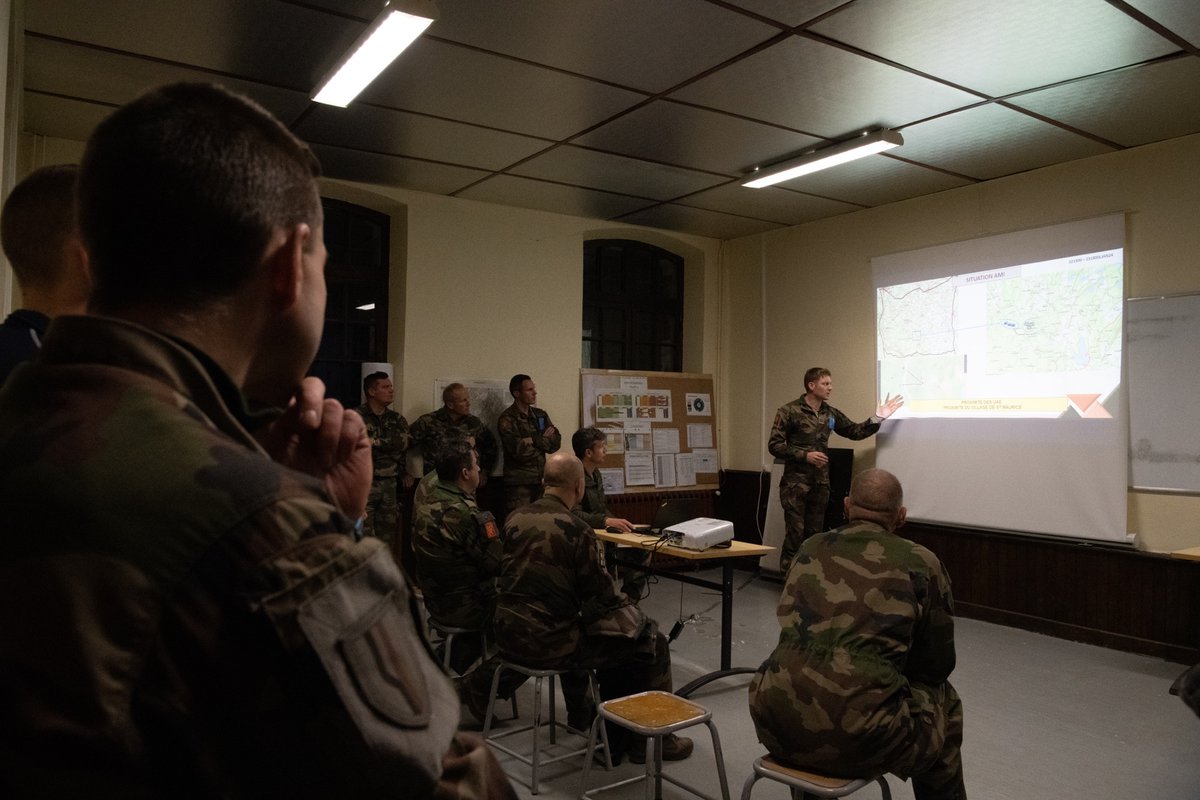 Et pendant ce temps-là sur le camp de la Courtine (📍23) ? Organisé par le @COM_E2CIA, l'exercice TRAPP 4 bat son plein 💥 ➡️ Maîtriser les savoir-faire communs à l'ensemble des unités d'aide à l'engagement, au sein des brigades interarmes ✅ #PrépaOps