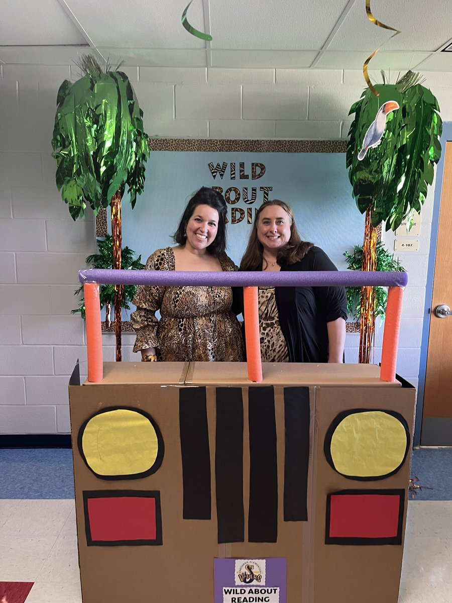 We’re WILD about Reading!  #literacyweek <a href="/VineyardsVipers/">Vineyards Elementary</a> <a href="/collierschools/">Collier County Public Schools</a>