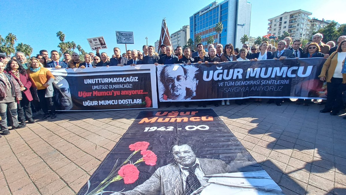 HabereGuven's tweet photo. Adana’da Uğur Mumcu Dostları, 31. Adalet ve Demokrasi Haftası’nda Devrim Şehitlerini Andı. https://t.co/lhJ7qcPt6s @add_genelmerkez @kayadanisa @CukurovaGC @ZeydanKaralar01 @aniltanburoglu 
#UgurMumcu https://t.co/CQfad4b1zv