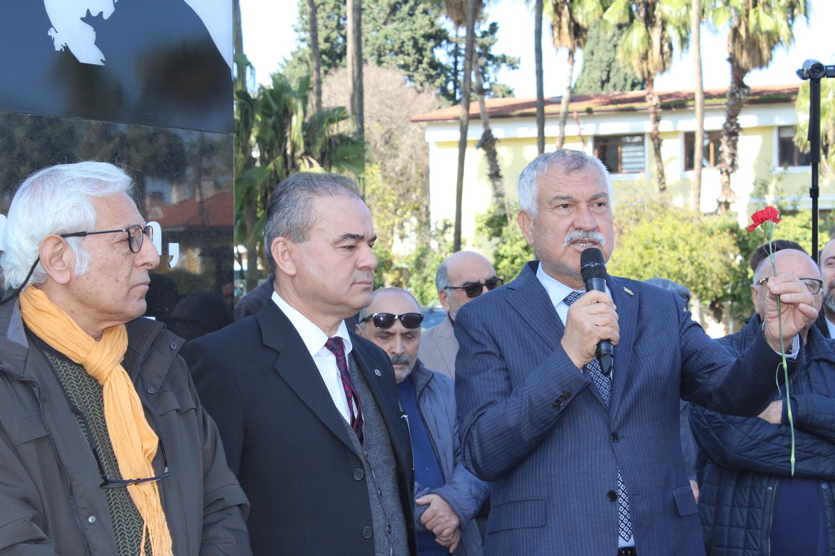 HabereGuven's tweet photo. Adana’da Uğur Mumcu Dostları, 31. Adalet ve Demokrasi Haftası’nda Devrim Şehitlerini Andı. https://t.co/lhJ7qcPt6s @add_genelmerkez @kayadanisa @CukurovaGC @ZeydanKaralar01 @aniltanburoglu 
#UgurMumcu https://t.co/CQfad4b1zv