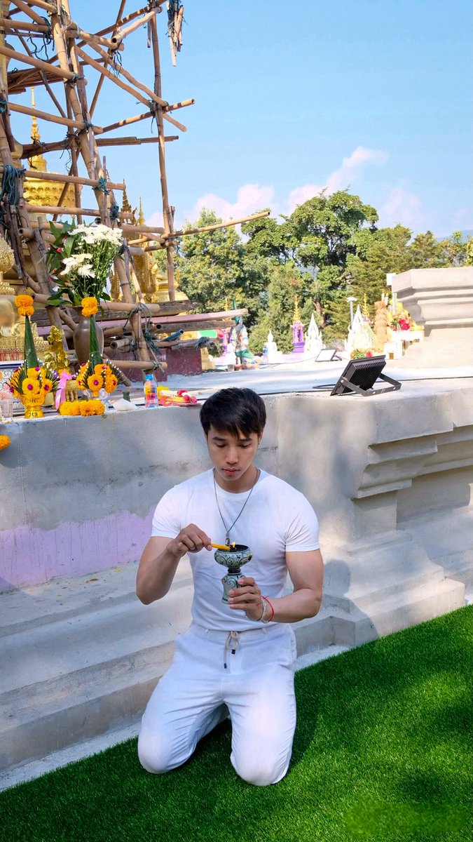 IG_wachrin666's tweet photo. สักการะองค์พระธาตุดอยเวา ดลบันดาลให้ข้าพเจ้าได้เจอเนื้อคู่ในเร็ววัน  สาธุ…ๆ  🙏🏻ไม่รู้เขาหาแฟนกันได้ที่ไหน อยากไปหาบ้าง พ่อครับ แม่ครับ #ผมอยากมีแฟน https://t.co/McD9Lncalh