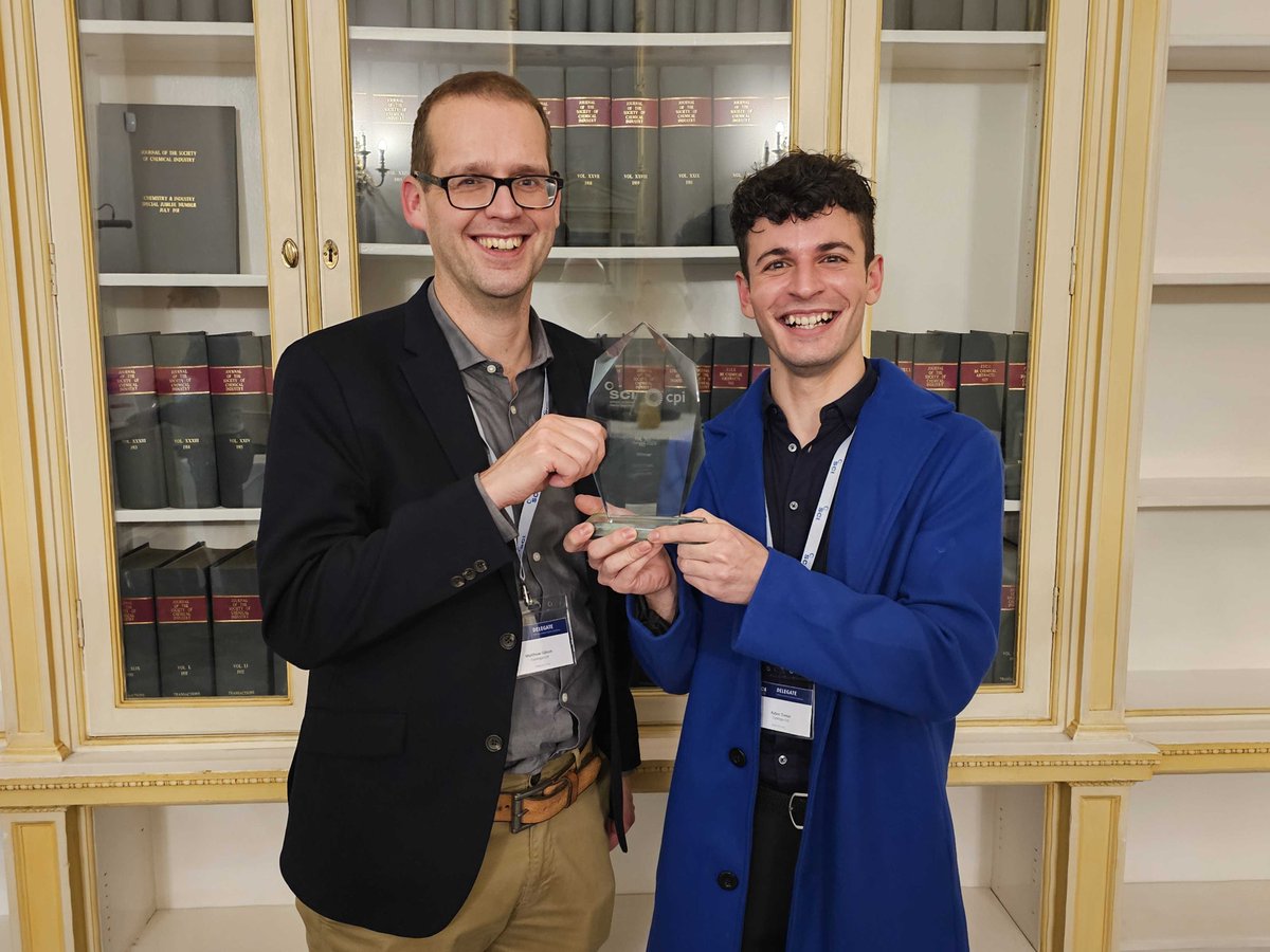 CryoLogyx (@cryologyx) on Twitter photo CryoLogyx Part of Team Awarded The Formulation Science Award from SCI!
Read more: cryologyx.com/f/cryologyx-pa…
<a href="/LabGibson/">Matt Gibson</a> @TF_Whale <a href="/RubenToms1/">Ruben Tomás</a> <a href="/warwick_id/">Warwick Innovation District</a> <a href="/warwicknewsroom/">Warwick Newsroom</a>
#biobanking #formulation #sciencenews #cellbiology #chemistry #innovation #assayreadycells CryoLogyx Part of Team Awarded The Formulation Science Award from SCI!
Read more: cryologyx.com/f/cryologyx-pa…
<a href="/LabGibson/">Matt Gibson</a> @TF_Whale <a href="/RubenToms1/">Ruben Tomás</a> <a href="/warwick_id/">Warwick Innovation District</a> <a href="/warwicknewsroom/">Warwick Newsroom</a>
#biobanking #formulation #sciencenews #cellbiology #chemistry #innovation #assayreadycells