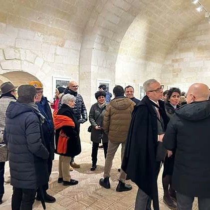 Ringraziando il numeroso pubblico intervenuto all’inaugurazione, #SoutHeritage vi invita alla visione della mostra “Ron Galella - Italian Icons”  visitabile presso gli ipogei di Palazzo Viceconte fino al 18 febbraio, mar. _sab., dalle 10 alle 13 e dalle 16 alle 20
Ingresso libero