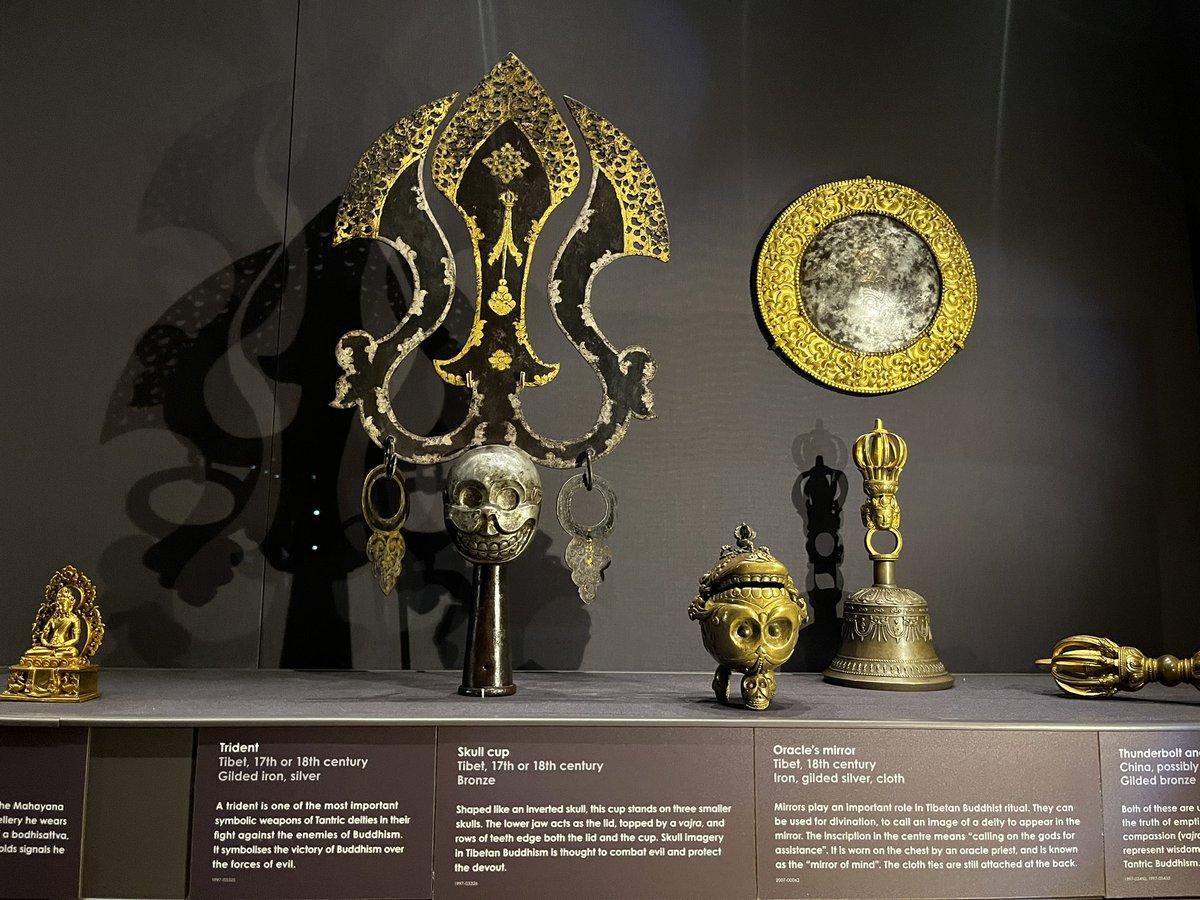 waallouh's tweet image. And a passage in manilla galleon exposition, with amazing history, pieces of art and showing great craftsmanship! And of course, a lovely boat