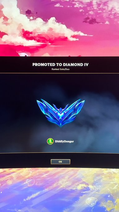 I finally won league of legends!! I completed the game! 🥰💖 https://t.co/Ap7cc7zl20