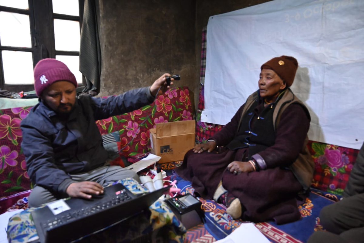 airnewskargil's tweet photo. #ViksitBharatSankalpYatra Triumphs in Shaday Village, Zanskar
Despite facing severe cold and navigating challenging terrain, government officials from various departments embarked on a journey of over 30 km to reach Shaday on January 21
@prasarbharti @airnewsalerts @ddnewsladakh https://t.co/NQaPO0UO2U