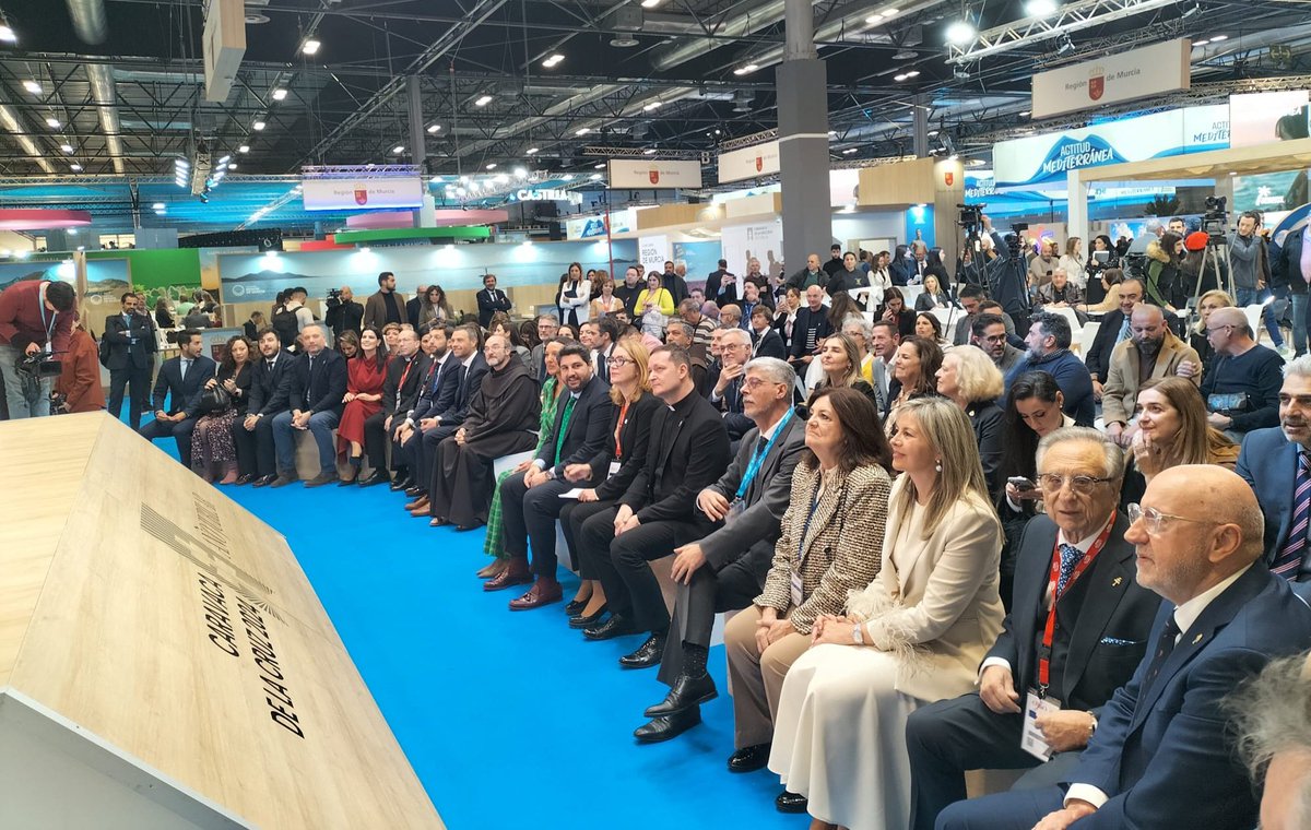 📢 El presidente de <a href="/regiondemurcia/">Gobierno de la Región de Murcia</a>, Fernando López Miras, anuncia en <a href="/fitur_madrid/">FITUR</a> que en octubre se celebrará en Caravaca de la Cruz y la UCAM la I Convención de Ciudades Santas de la Cristiandad.
