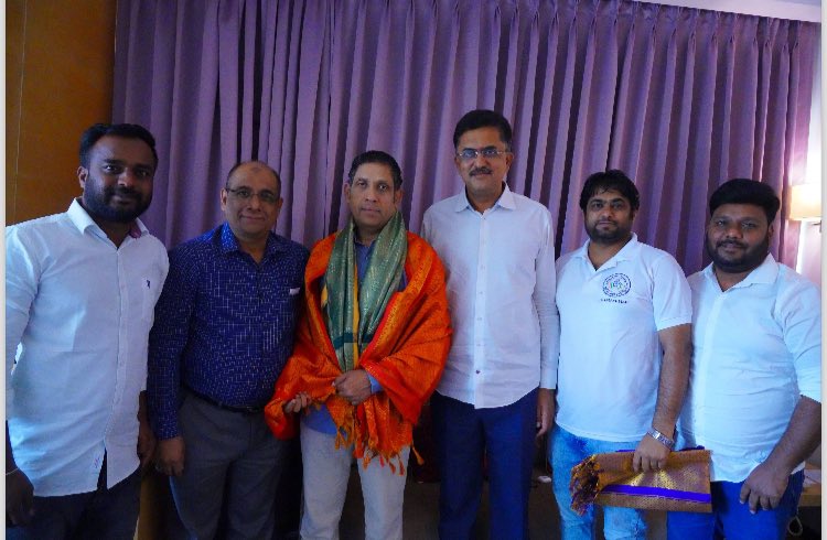 drshravanreddy's tweet image. Met AIPC-Chairman @pravchak Praveen Chakravarthy Garu along with Few @AIPCTelangana team. 

@ProfCong @pravchak 

#congressintelangana 
#Bringbackcongress