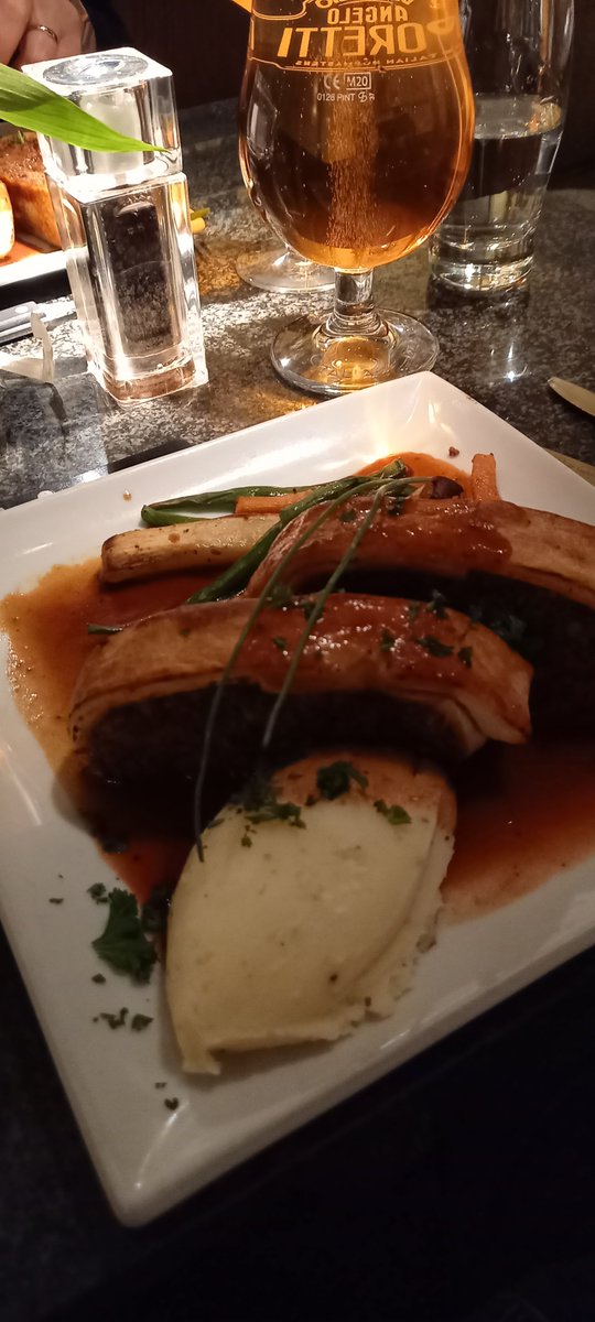 Hugo_Furst1863's tweet photo. Had a fabulous meal of #nutroast @zeffs_fellinis in #Ambleside on Saturday evening! #GreatFood https://t.co/oKDP4QnvRh