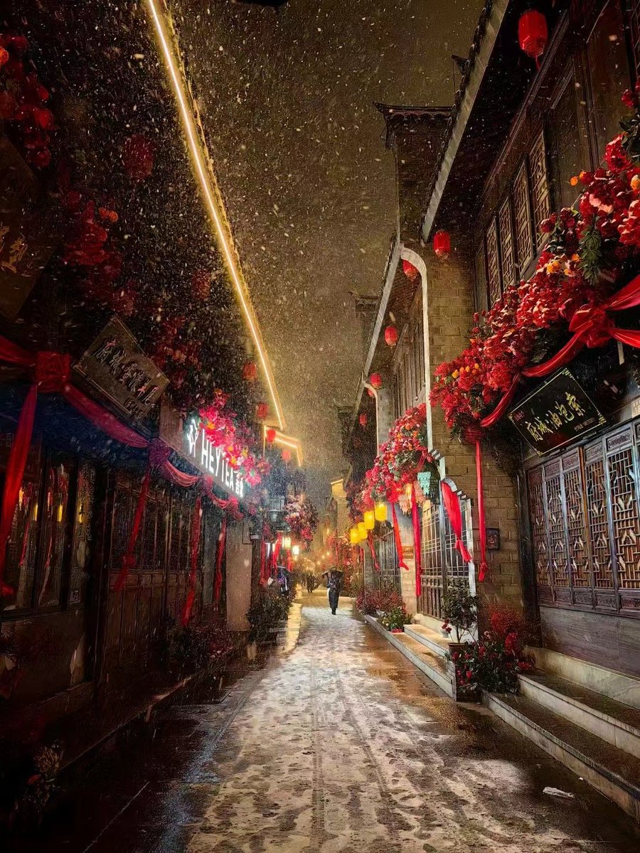 Good evening
这样的美景，你心动了吗？ https://t.co/j3pSxobqTY
