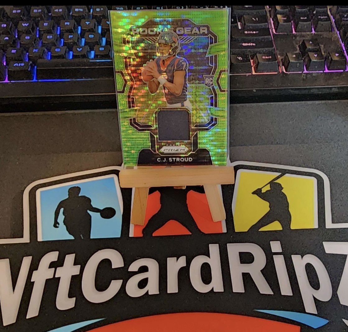 #NFTCardRipZ Community! We’re giving away this #CJStroud Green Pulsar Rookie Gear card. One lucky winner will have this shipped to their home.

Follow, ❤️+♻️. Winner will be picked Friday night. Good luck! #sportscards #football #quarterback