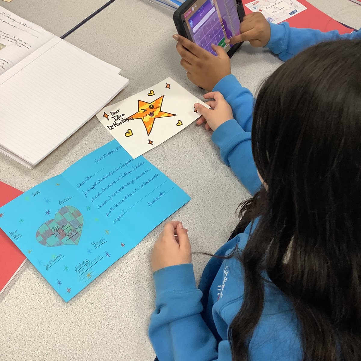 FrenchGaskell's tweet image. Year 5 loved receiving French pen pal letters from our partnered school in Geneva! @GaskellPrimary