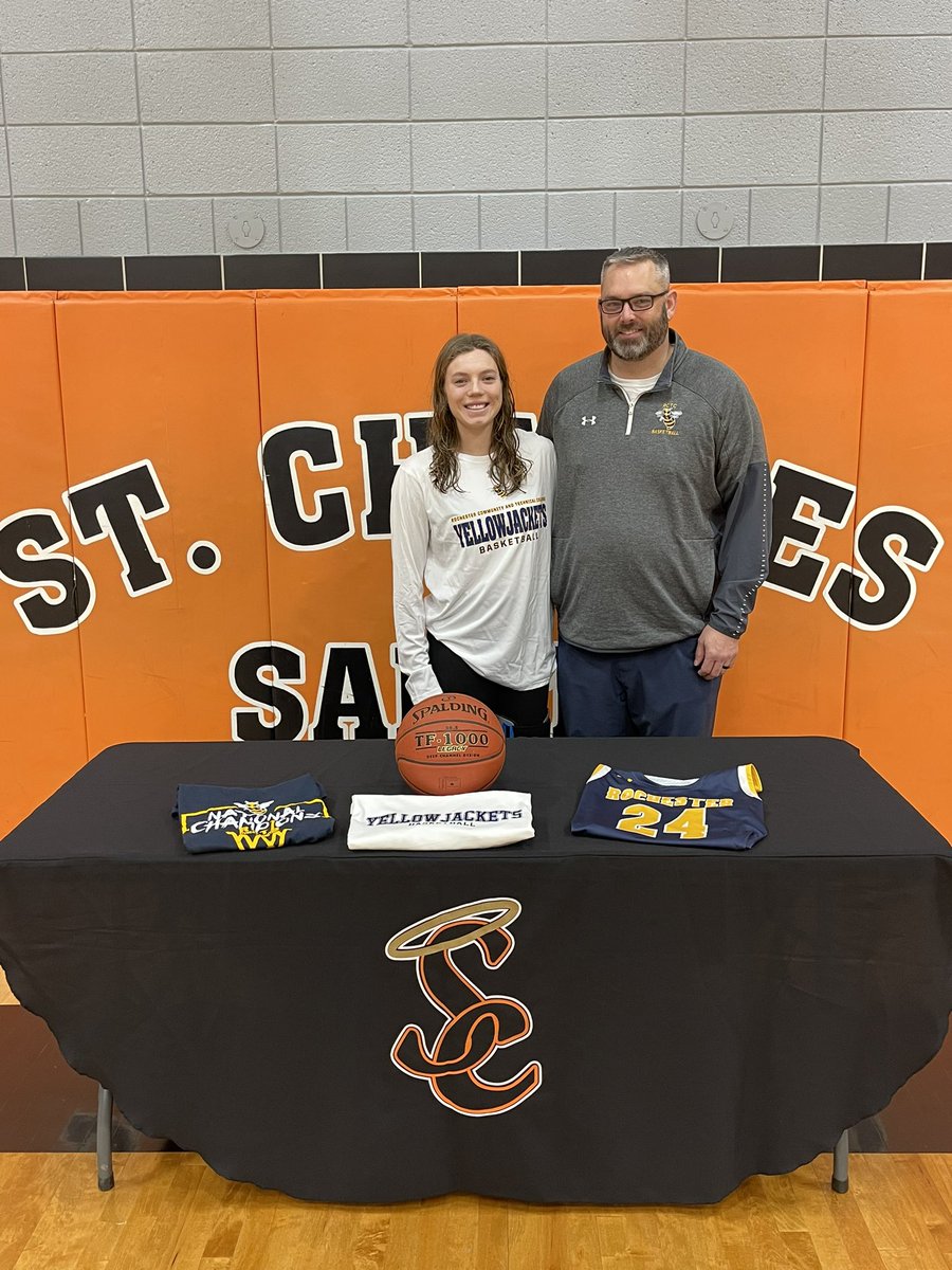 Makadyn Gust tweet media