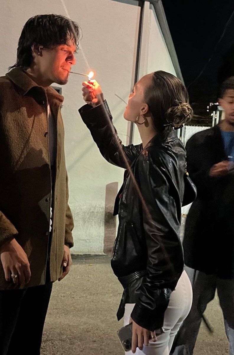 omar apollo and lily rose depp doing hot shit🤝🏻