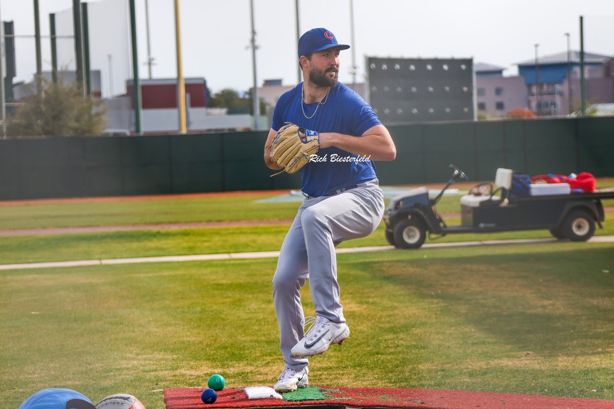 biest22's tweet photo. Minor league pitchers in camp and beginning to throw some bullpens - @Nick_hull5 @hunter_bigge @grantkipp @cnoland_13 #Cubs #CubsProspects https://t.co/dQphp92Ksm