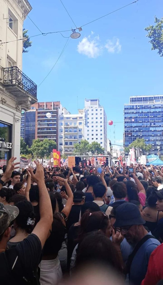 La variable de ajuste somos los trabajadores. #HipotecadosUVA vamos al Congreso. Le decimos NO al DNU y la Ley Ómnibus !!