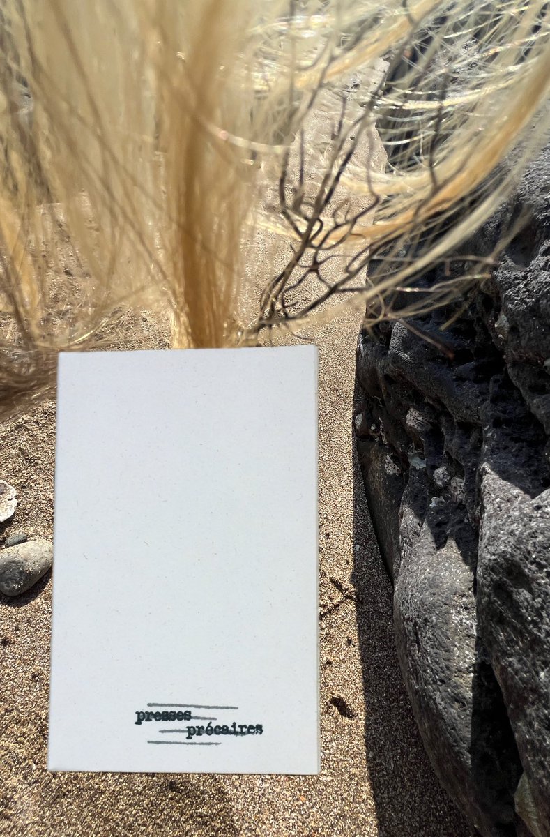 ：：： tweet media