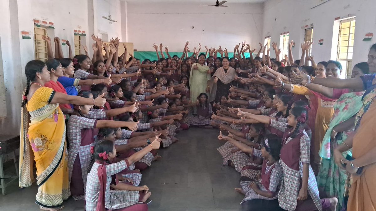 aclbmulugu's tweet photo. International Girl Child Day 2024 Celebrations at #KGBV Tadvai. #Mulugu.
#24thJanuary
#EducateGirls
#EducationMatters
@CollectorMulugu
@UNICEFIndia
@revanth_anumula
@seethakkaMLA
@mpponguleti
@BhattiMallu https://t.co/vwvTPO6ESw