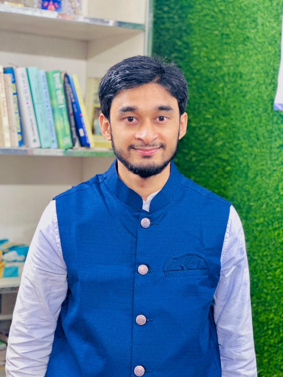 JobairNazim26's tweet photo. মুসলিম আমি,
সংগ্রামী আমি,
আমি চির রনবীর। 

#Jobairhossainnazim
#jobairnazim
#Jobairhossain
#Noakhali
#জোবায়ের_নাজিম
@Begumgong
#জোবায়ের_হোসেন_নাজিম
#বেগমগঞ্জ
#ছয়ানী_ইউনিয়ন
#ছয়ানী
@Chhayani
#জোবায়ের https://t.co/rQ2CoUpQmp