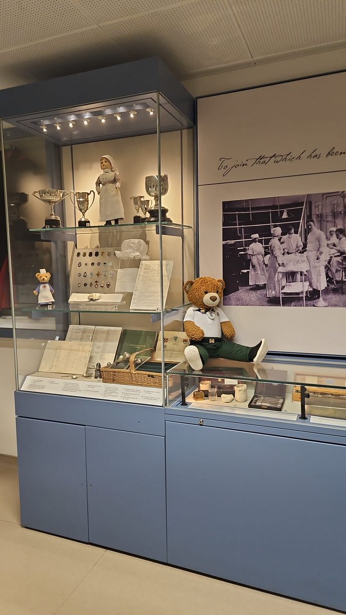 BDMed_Bear's tweet photo. Did any of my #uk friends know there's a little museum inside #Addenbrooks hospital? Check out my pics - It's actually pretty cool! #bearswithjobs #history #education #Cambridgeshire https://t.co/AwTIUlaHxj