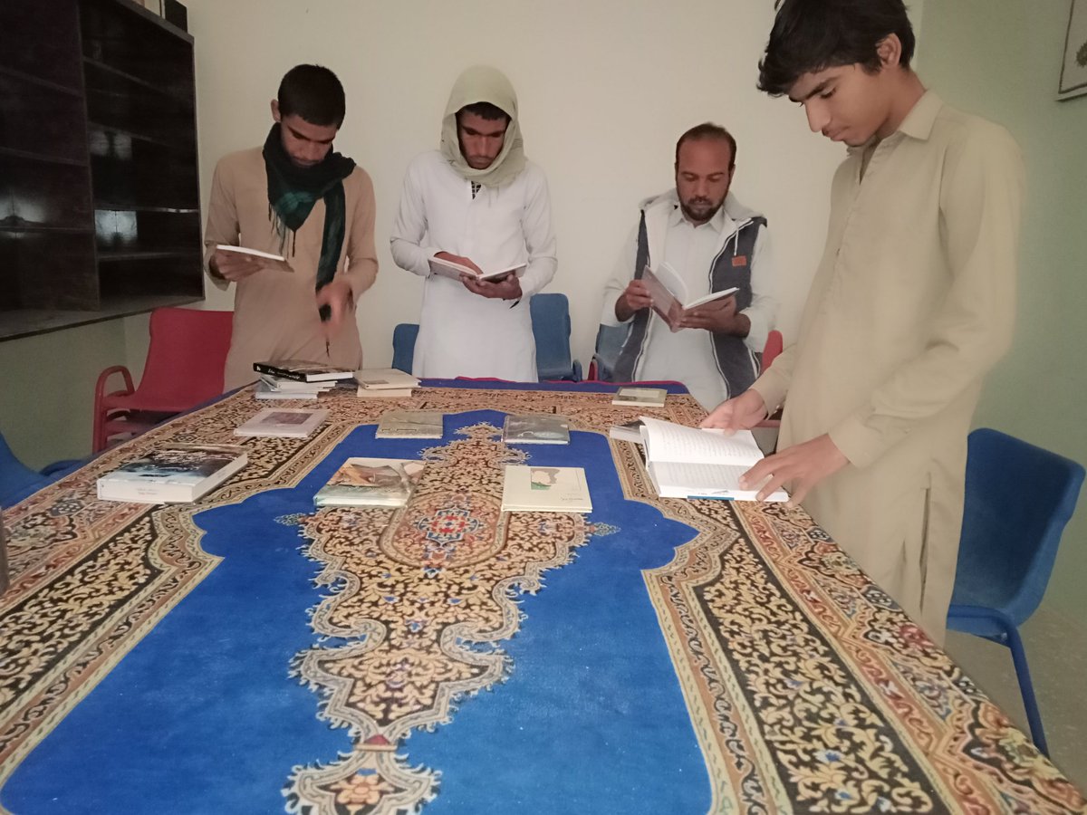 abdullahPasni's tweet photo. 2day,Convener (@CSPanjgur) Nadir donated  books to Public library #Tasp, #Panjgur. Abdullah  (GS Civil Society Pnjgr) recieved the books and thanked him 4 his contribution.He was pleased 2 C such educatnl envirnmnt in Tasp.I request  all friends 2 help us promoting books culture. https://t.co/3cSmIZ1npJ
