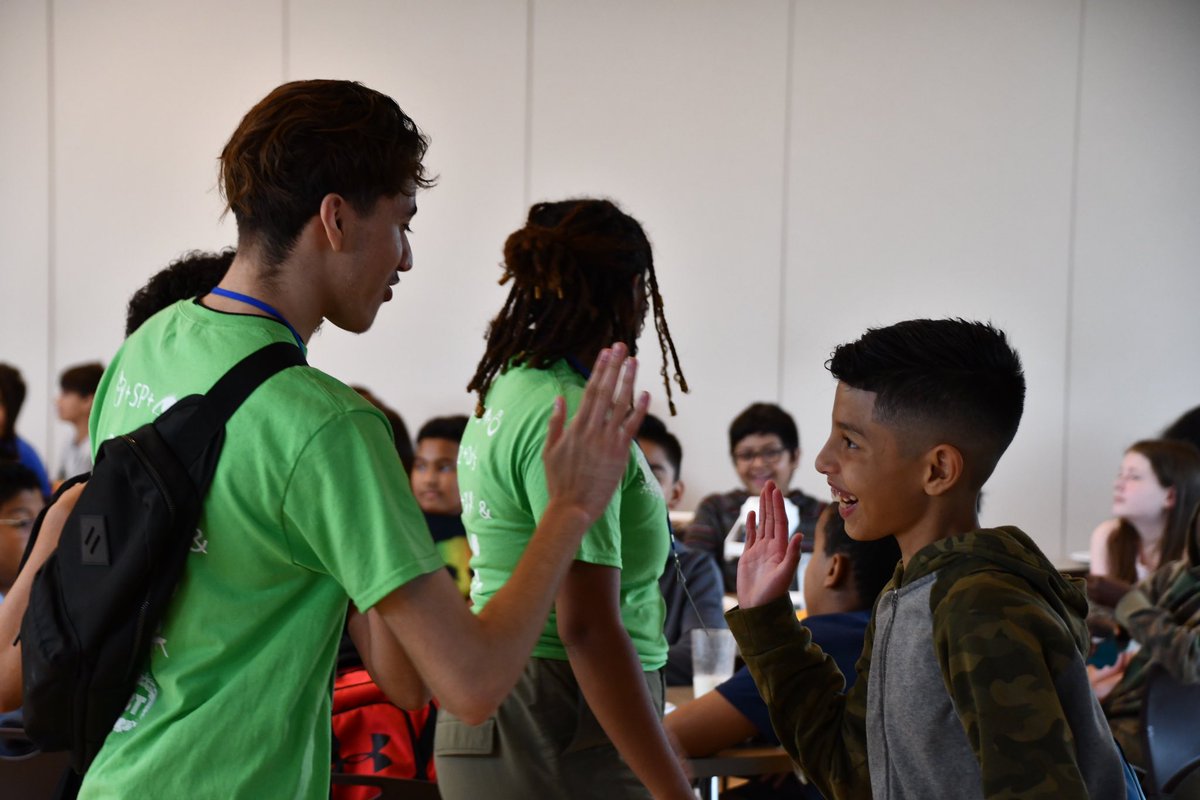 BreakthroughKD's tweet image. Every Summer, Breakthrough serves 30 high school and college-aged Teaching Fellows who are pursuing a career in education by providing hands-on experience in the classroom. This past summer, 43% of Teaching Fellows were Breakthrough student alumni!

Link in bio for Celebration!