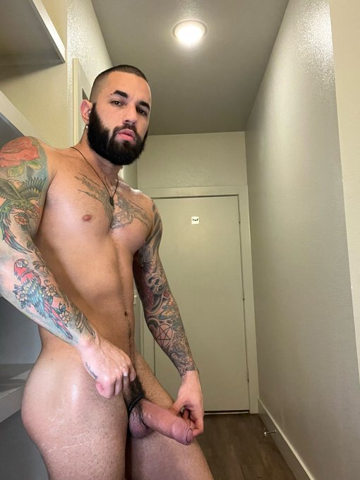 How much would you give 💰  To taste it? https://t.co/TizvrelJyE