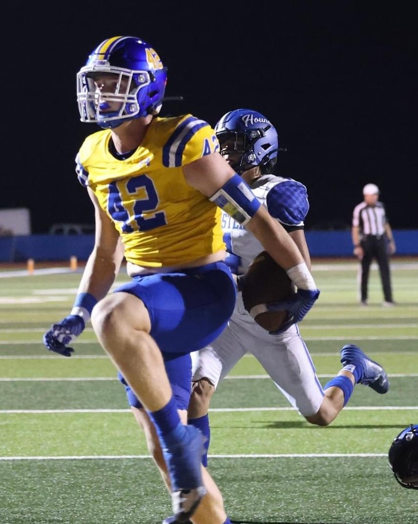 Jason Hart (@techrancher) on Twitter photo Forgive the Dad-Brag <a href="/SFA_Football/">Lumberjack Football</a>, your incoming freshman TE was just named 1st Team All State! Congrats <a href="/JaxonHart2024/">Jaxon Hart - Fort Hays State TE</a>, really proud of who you are on and off the field. Keep grinding, your future is bright! #AxeEm <a href="/CoachTBleil/">Tim Bleil</a> Forgive the Dad-Brag <a href="/SFA_Football/">Lumberjack Football</a>, your incoming freshman TE was just named 1st Team All State! Congrats <a href="/JaxonHart2024/">Jaxon Hart - Fort Hays State TE</a>, really proud of who you are on and off the field. Keep grinding, your future is bright! #AxeEm <a href="/CoachTBleil/">Tim Bleil</a>