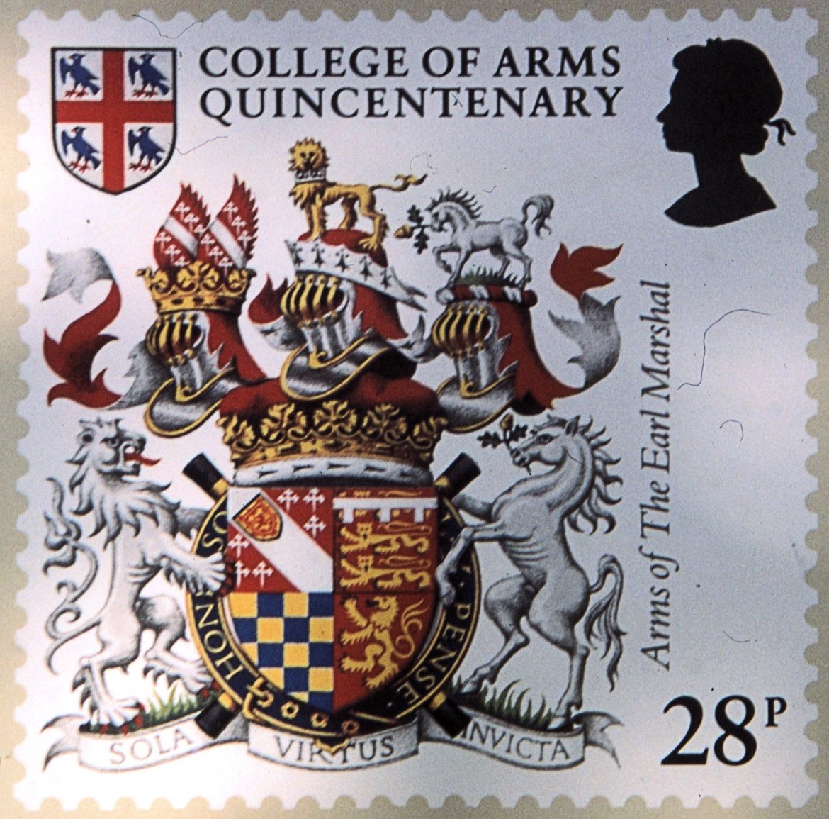 TheHeraldrySoc's tweet photo. A stunning stamp showing the arms of the Earl Marshal of England ⚜️

#heraldry #coatofarms #genealogy #london #fyp #windsor #windsorcastle #history #community #houseofwindsor #ordersofchivalry #chivalry #medievalstudies #medieval #antiquary #manuscripts   #earlmarshal #dukeofnorfolk #arundel