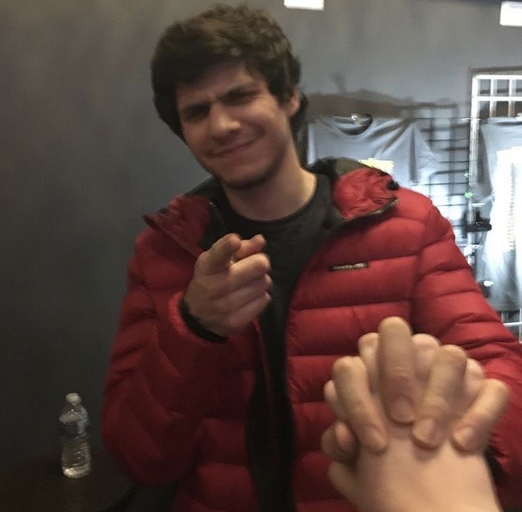 wishmewa11ows's tweet image. happy happy happy #wallowswednesday !! 

hope everyone is doing well!! i can’t wait for the new single and era! here are my fav brae pics to celebrate ♥️♥️