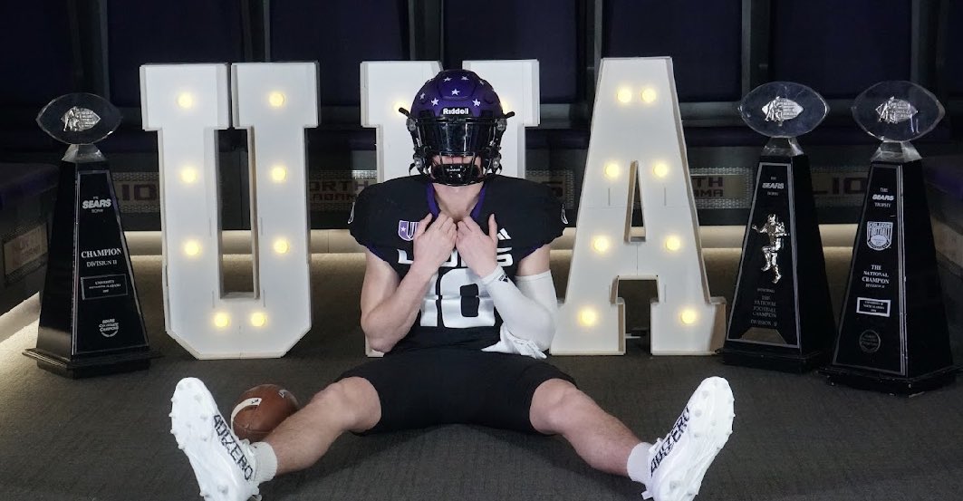 Had a heck of a time in Florence the past two days‼️Big thanks to <a href="/Jake_Bentley_/">Jake Bentley</a> and <a href="/BrentDearmon/">Brent Dearmon</a> for a great official visit!! 🟣⚪️