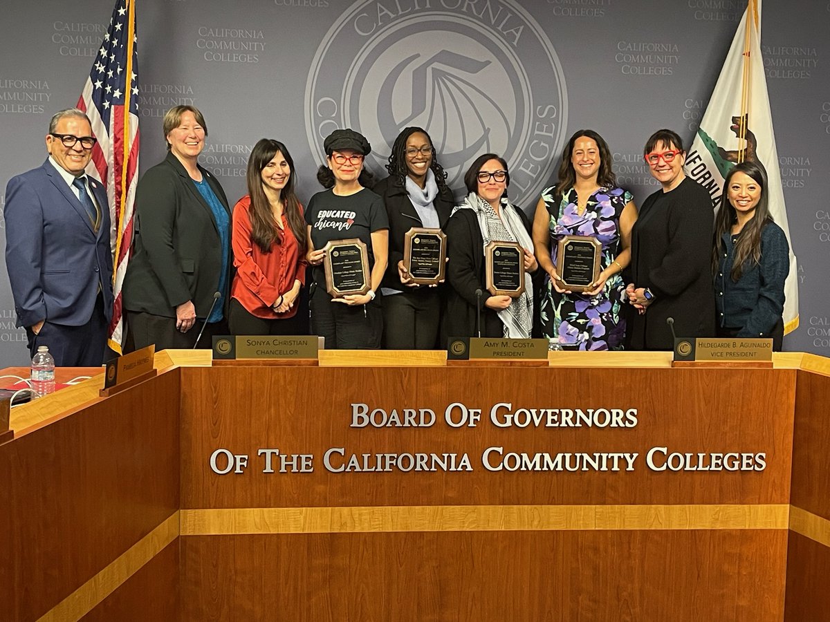 Academic Senate for California Community Colleges (@ascccnews) on Twitter photo The ASCCC is pleased to announce the winners of the 2023-24 Exemplary Program Award! Sponsored annually by <a href="/FoundationCCC/">FoundationCCC</a> , the Board of Governors established the Exemplary Program Award to recognize outstanding community college programs. Read: bit.ly/24ExemplaryAwa… The ASCCC is pleased to announce the winners of the 2023-24 Exemplary Program Award! Sponsored annually by <a href="/FoundationCCC/">FoundationCCC</a> , the Board of Governors established the Exemplary Program Award to recognize outstanding community college programs. Read: bit.ly/24ExemplaryAwa…