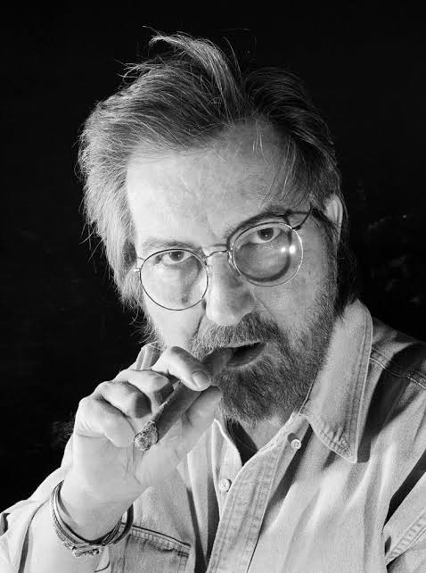 Daisuke64600510's tweet image. 見ゆる限り　
　山の連なりの　
　　雪白し　
　　　初日の光　
　　　　さしそめにけり
　　島木赤彦
1画像
映画Poltergeist (1982) 予告編
＃TobeHooper
監督生誕日
改めてご冥福を🍀
youtu.be/9eZgEKjYJqA?si… @YouTube

皆様ご機嫌良う🍀
各地で雪が…❄️💦
皆様良き日のお迎えを🍋