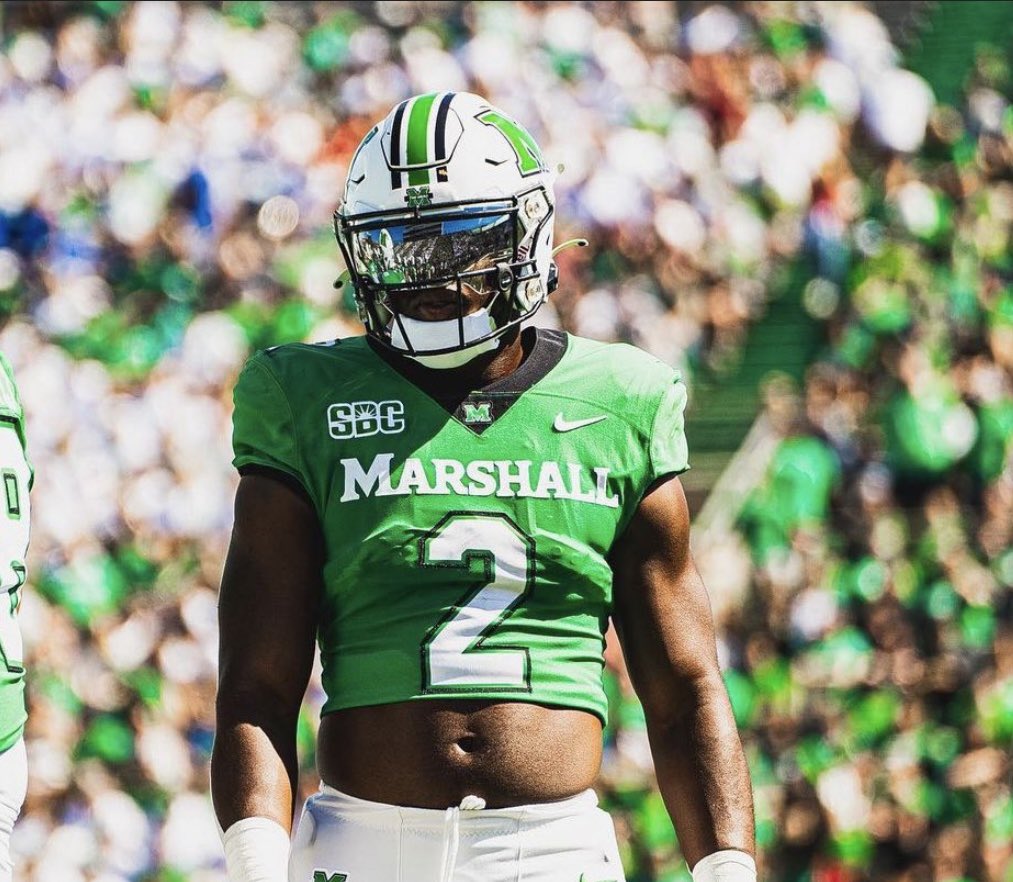Extremely blessed to receive a division 1 offer from Marshall University!! @CoachG_Calhoun @Co_Jackson21 @BMACFootball @On3sports @_CoachT8nk @CJOwens_edu @HerdFB