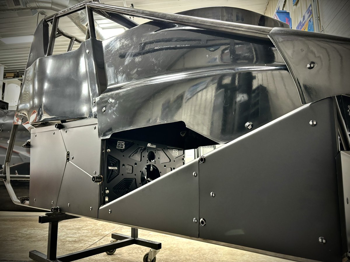 87SPEED_LLC's tweet photo. ANOTHER ONE OUT THE DOOR☑️
Congratulations and good luck to Tyler Graves and the entire race team for the 2024 season!
#87speed #onestopspeedshop #x1racecars
📍https://t.co/DRIhJtXNI3📍 https://t.co/6y8XOYxkxI