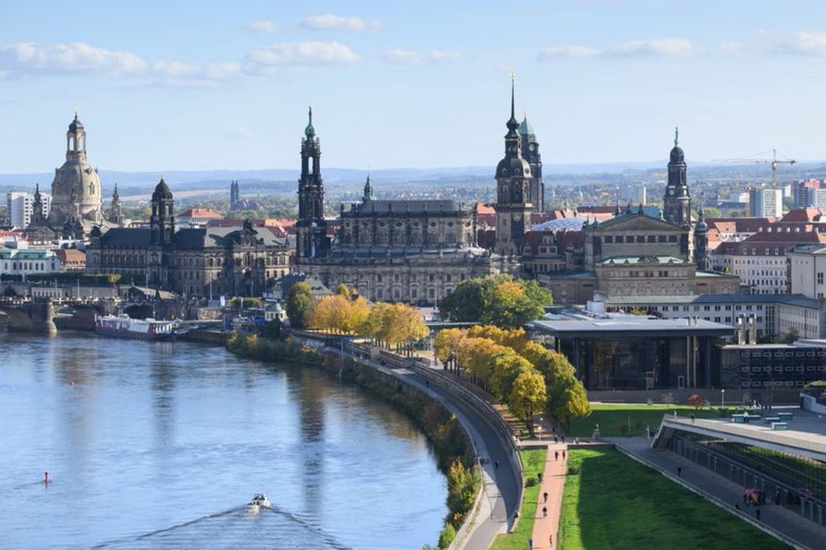 Philipp Kanske tweet media