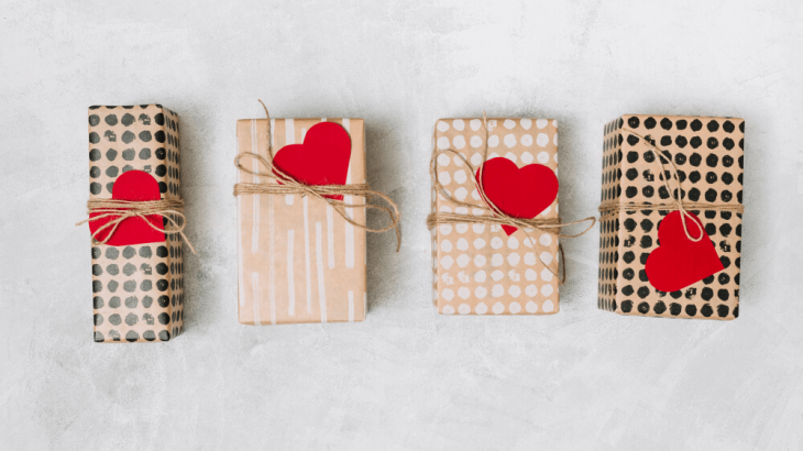 Express Your Love for Her with Sustainable Valentine’s Day Gifts Blog link here: mindfulmarket.com/matters/expres… #mindfulmarket #gifts #giftideas #uniquegifts #thoughtfulgifts #holidays #shopgifts #treatyoself #newmonth #heart